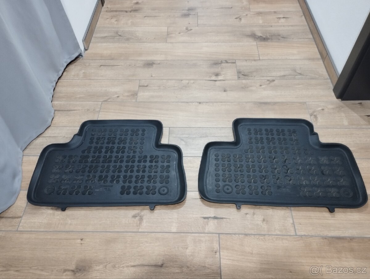 gumové koberce Mazda CX 7