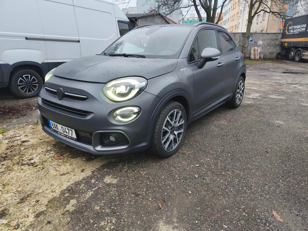 Fiat 500 X SPORT