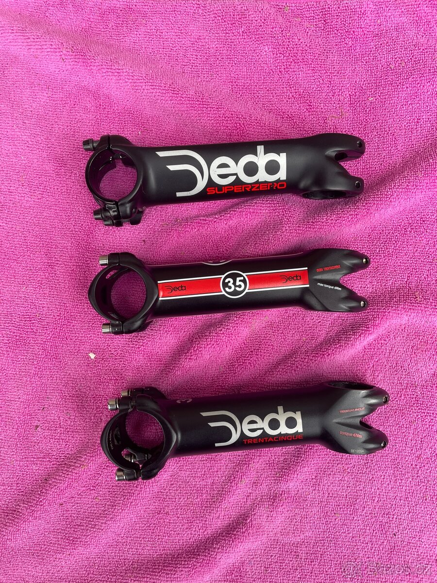 Silniční predstavce DEDA