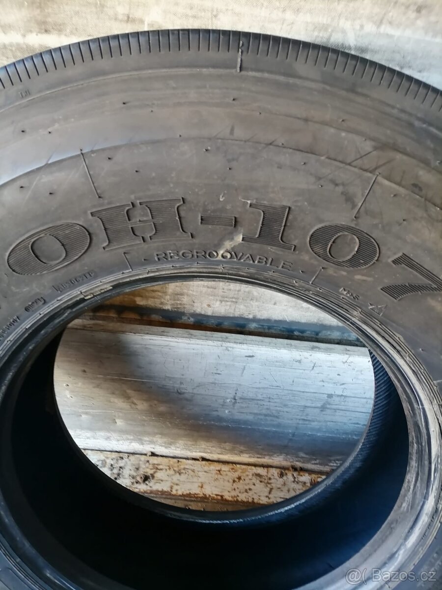 Vodící pneu Otani 315x80x22,5