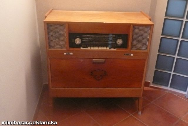 Staré rádio,gramofon