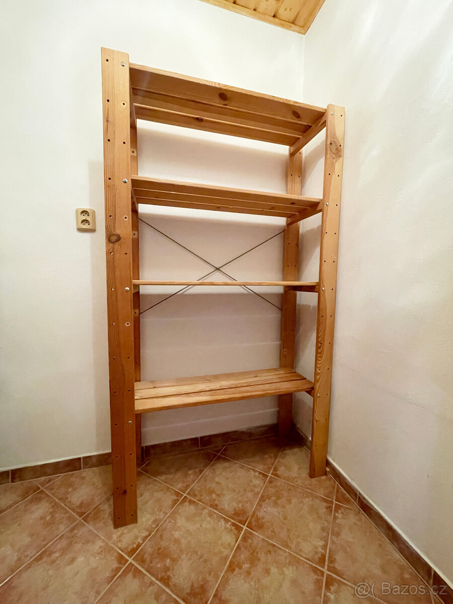 Ikea Hejne dřevěný regál