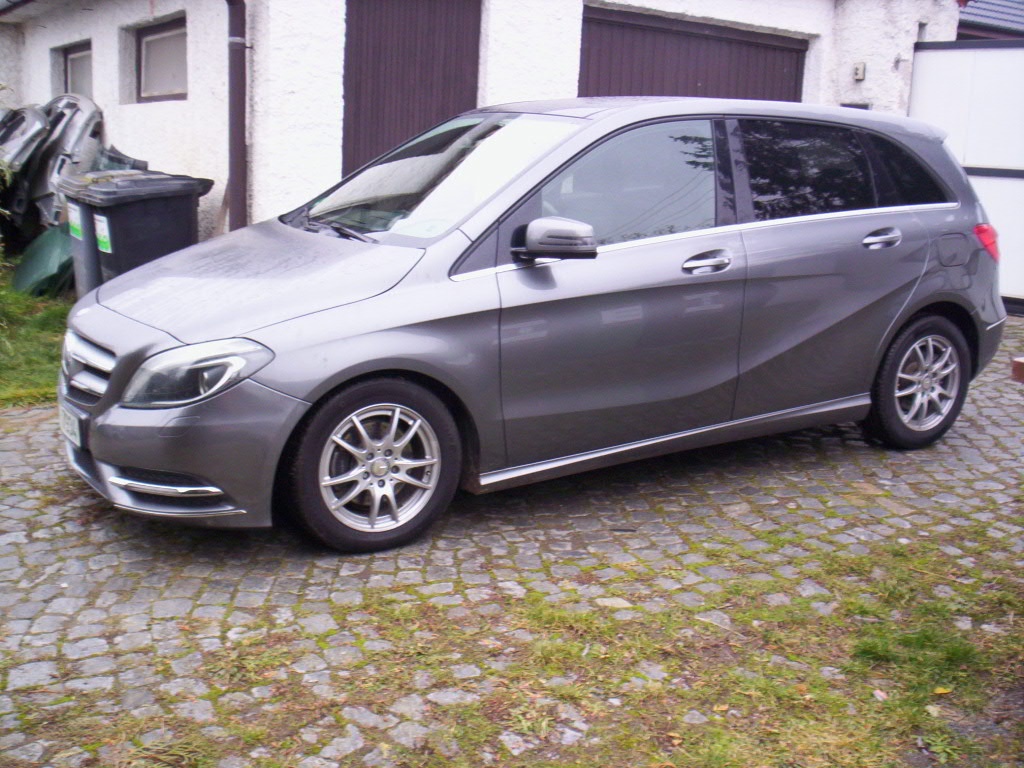 Mercedes-Benz B180 i, 1.6i,  115kW, Blue Efficiency