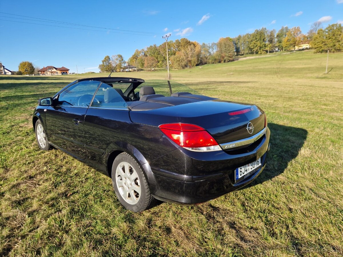 Opel Astra H TwinTop - Kabriolet