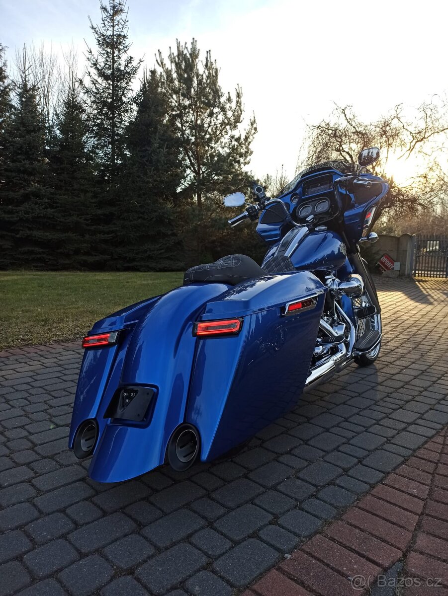 Road Glide Bagger