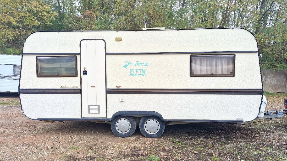 Karavan Hymer