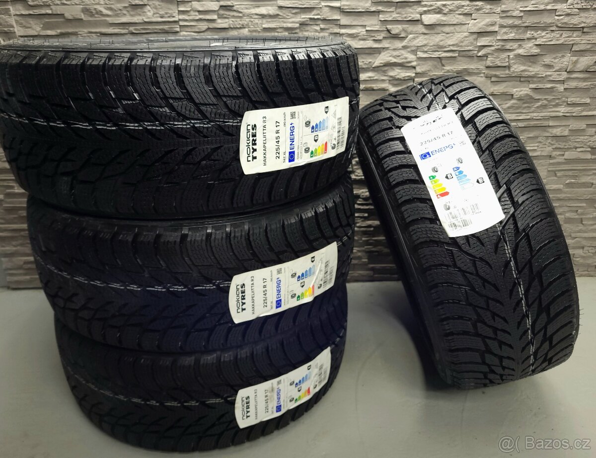 4x 225/45R17 Nokian Hakkapeliitta Nové