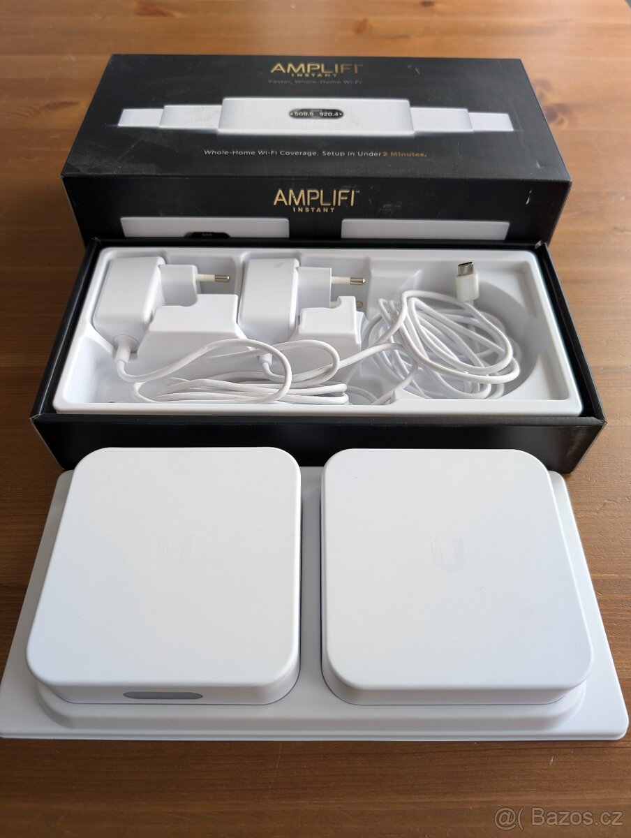 Ubiquiti AmpliFi Instant Router + Mesh Point