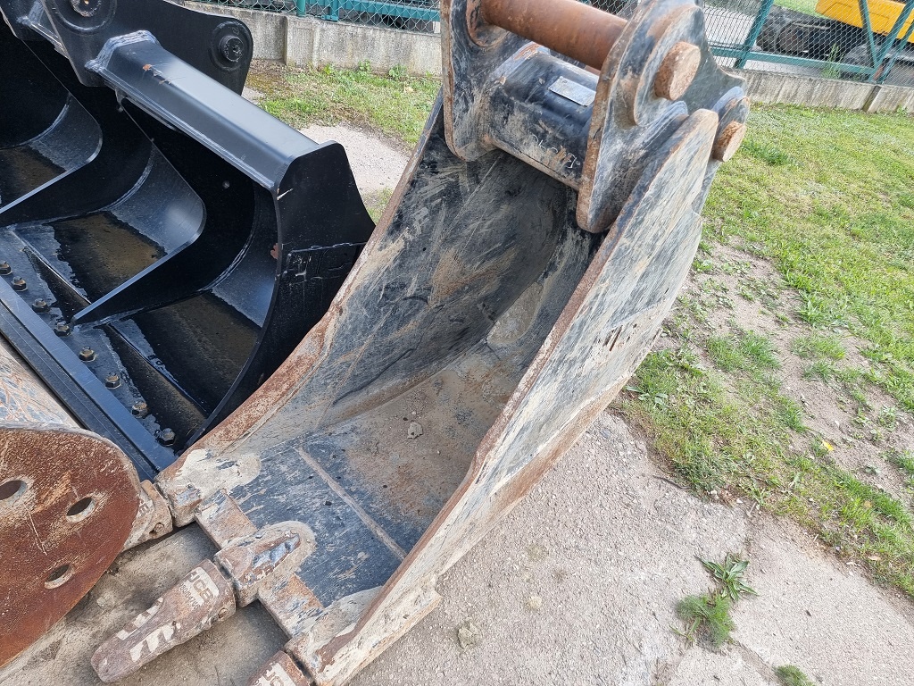 Lžíce 600mm na 18-22t (JCB atd.)