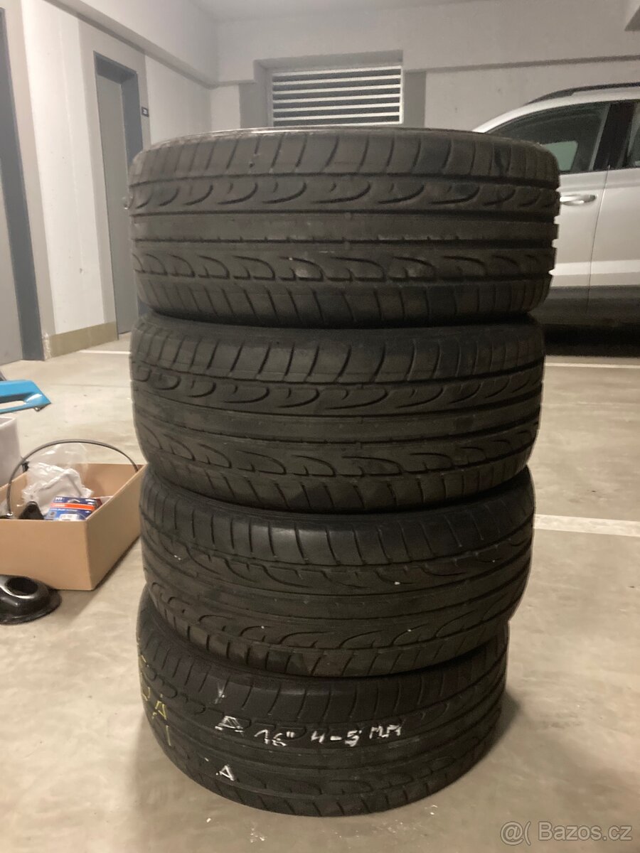 215/45 R16 Dunlop SP Sportmaxx letní
