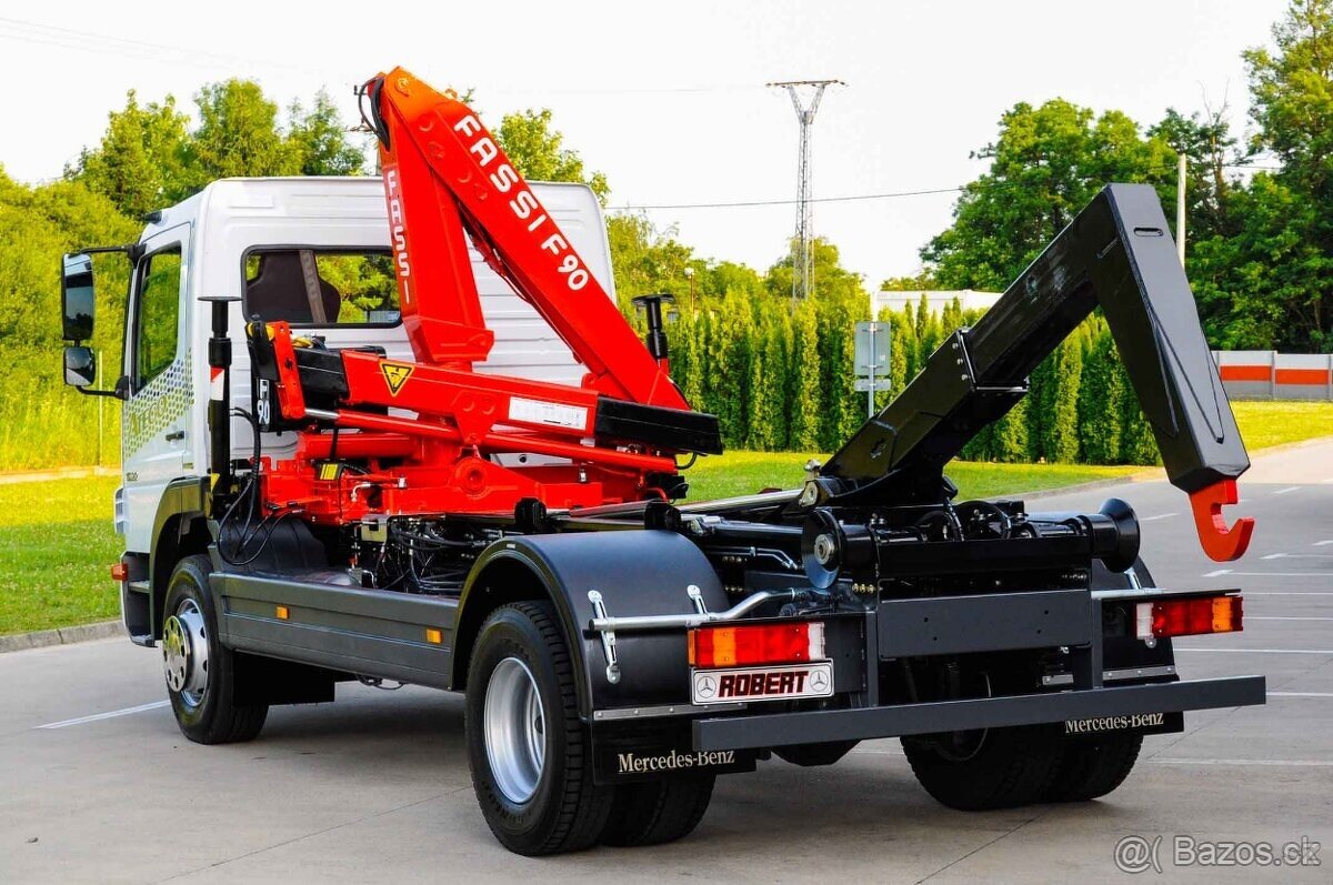 MERCEDES 1622 NOVÝ HÁKOVÝ NOSIČ KONTEJNERŮ HYDRAULICKÁ RUKA