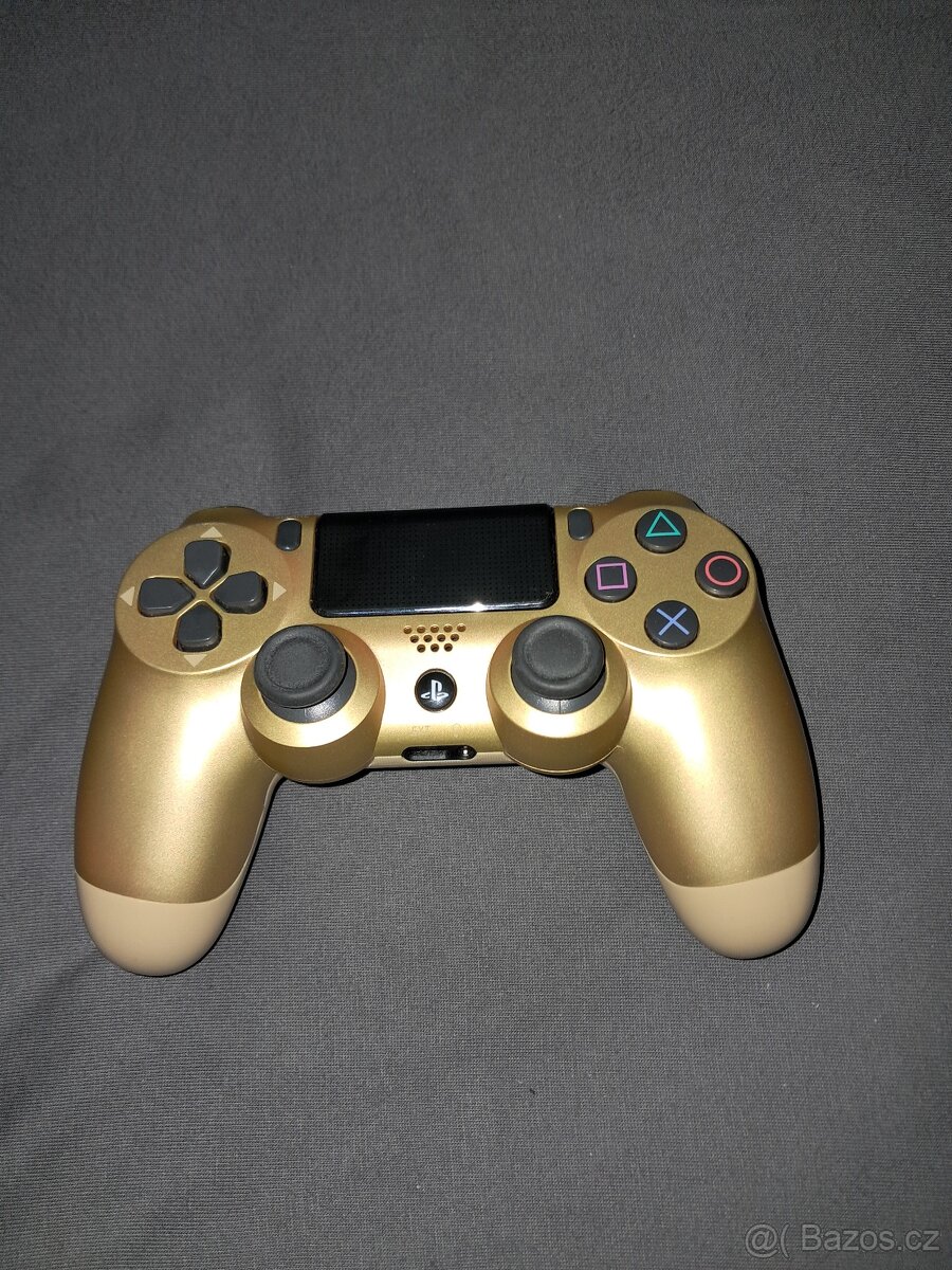 PS4 ovladač
