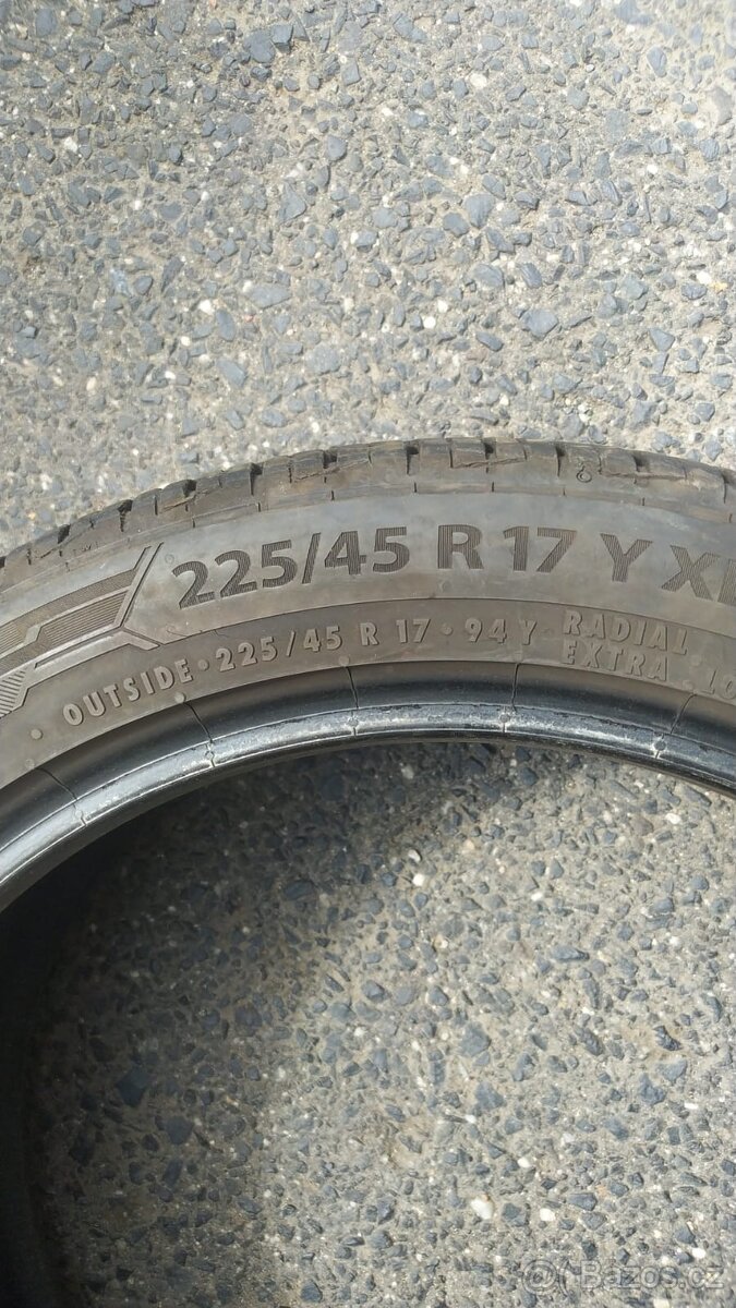 225/45/17