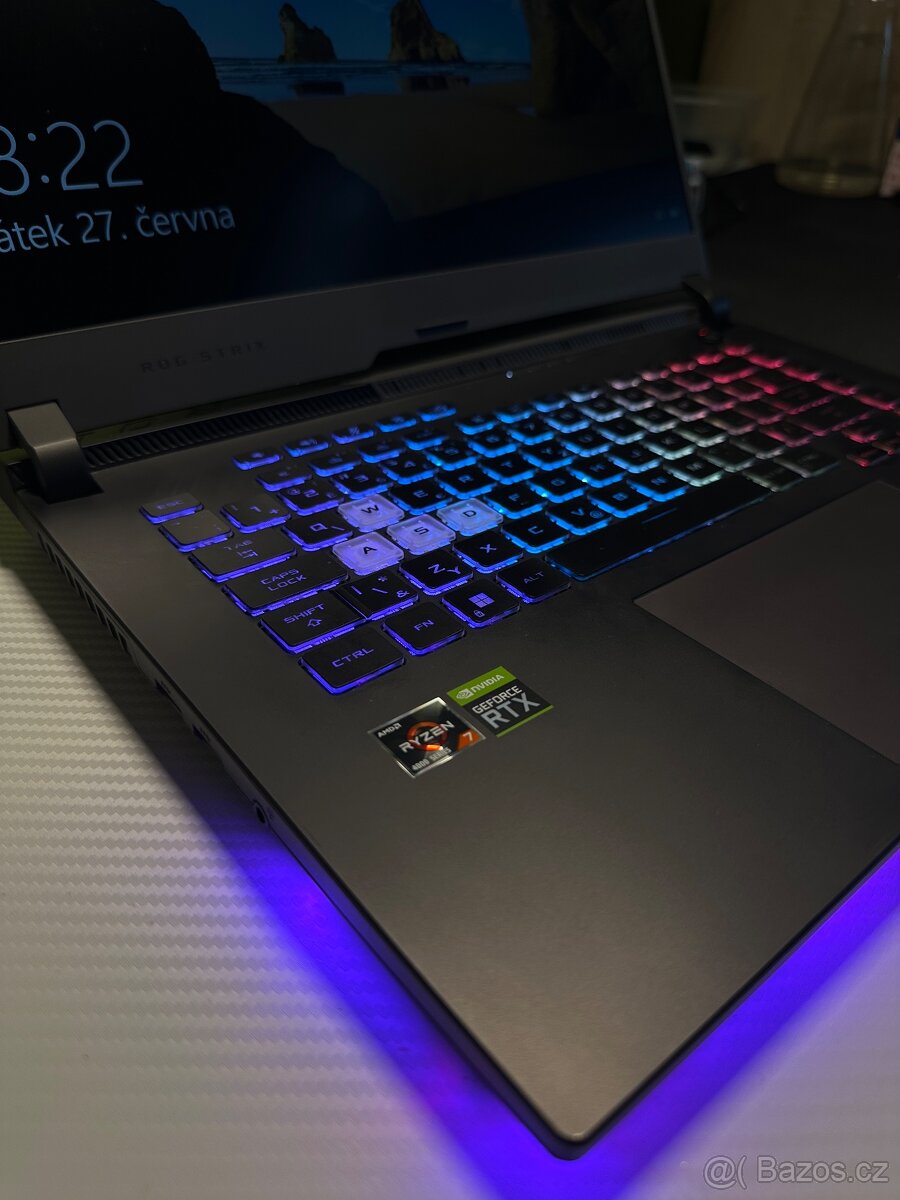 Asus ROG Strix G15 – RTX 3060 / Ryzen 7 / 144Hz – TOP stav