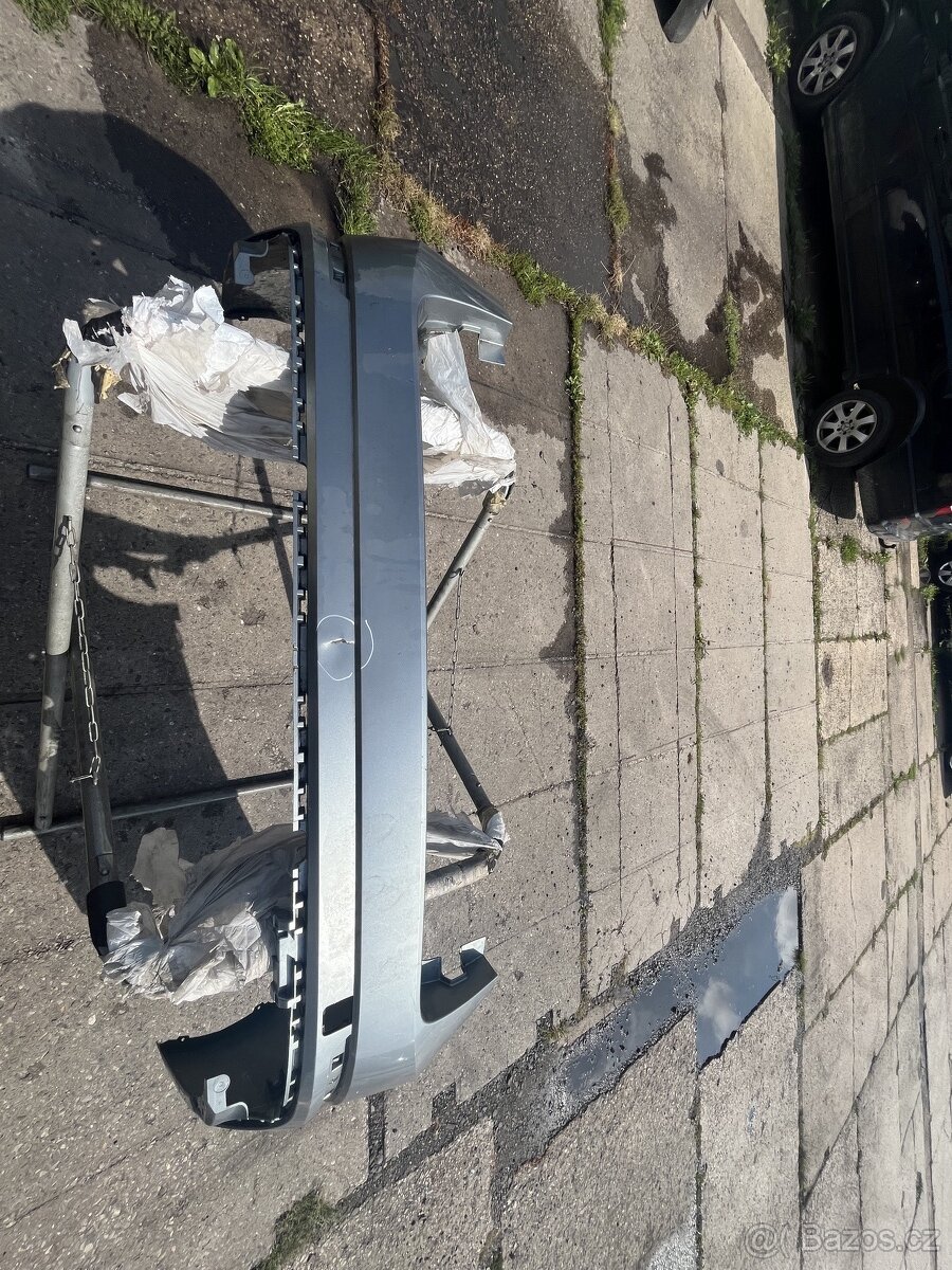 Zadní nárazník Škoda Superb 3 combi
