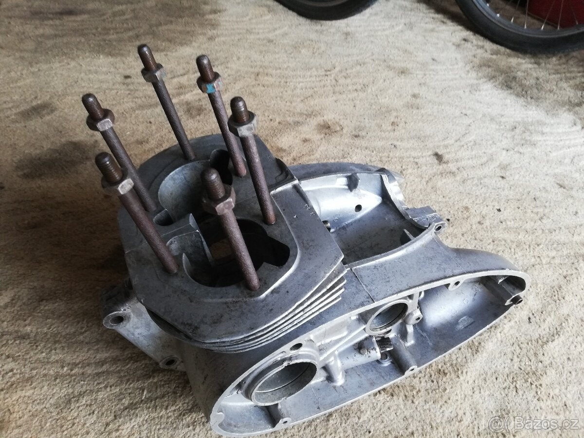 JAWA 350/18 PÉRÁK ,1952, PÁROVÉ BLOKY, KARTERY, SKŘÍŇ MOTORU