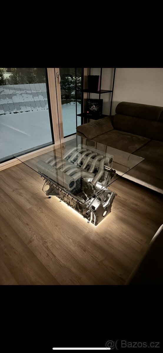 Blok motoru V12