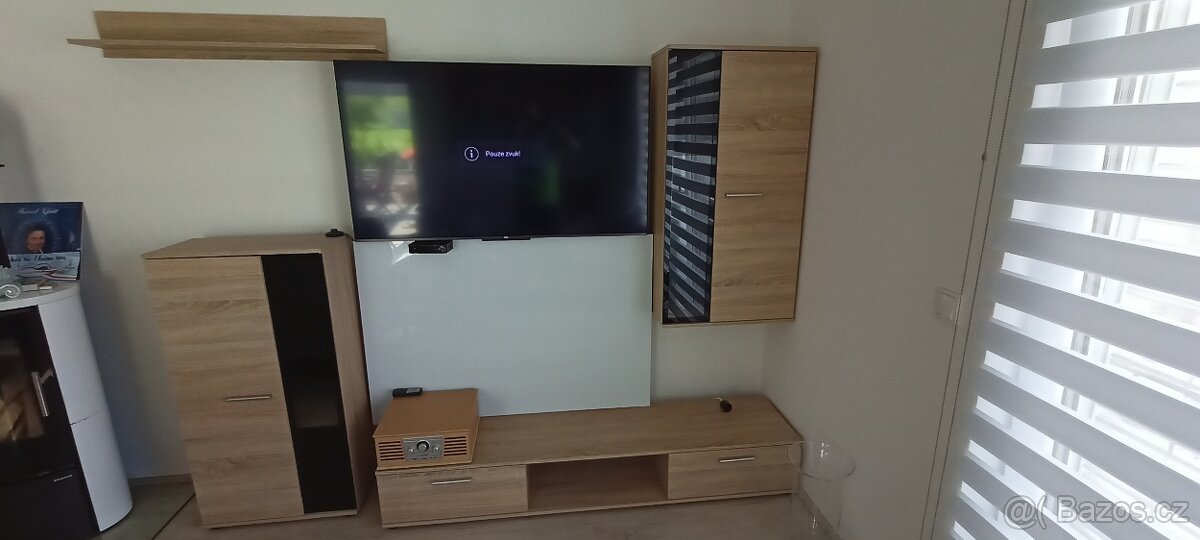 Obýváková stěna dub sonoma
