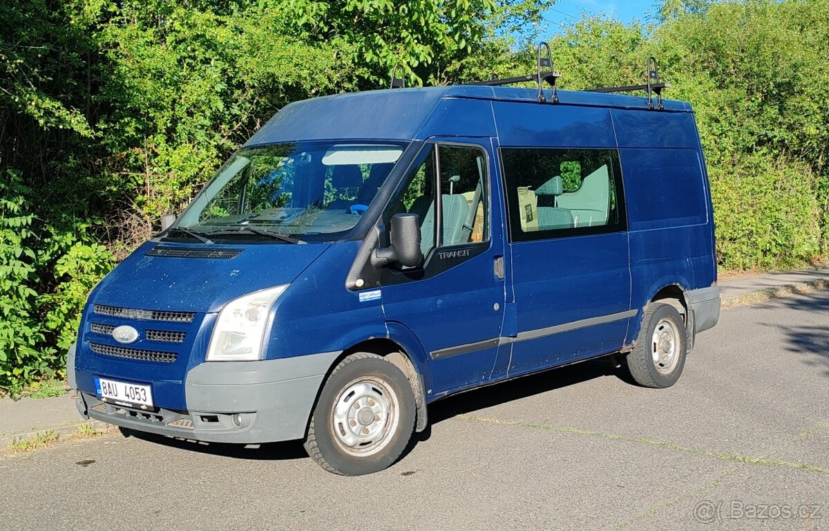 Transit T350 2.2TDCi L2H2, 6 míst, STK 6/27, klima, zahrádka