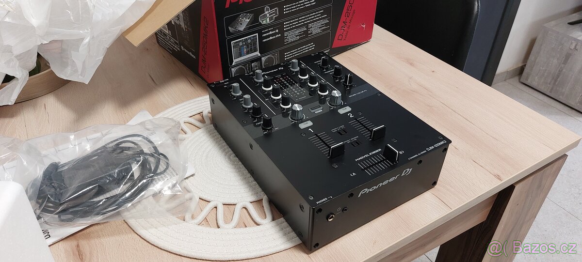 Pioneer DJM 250 MK2