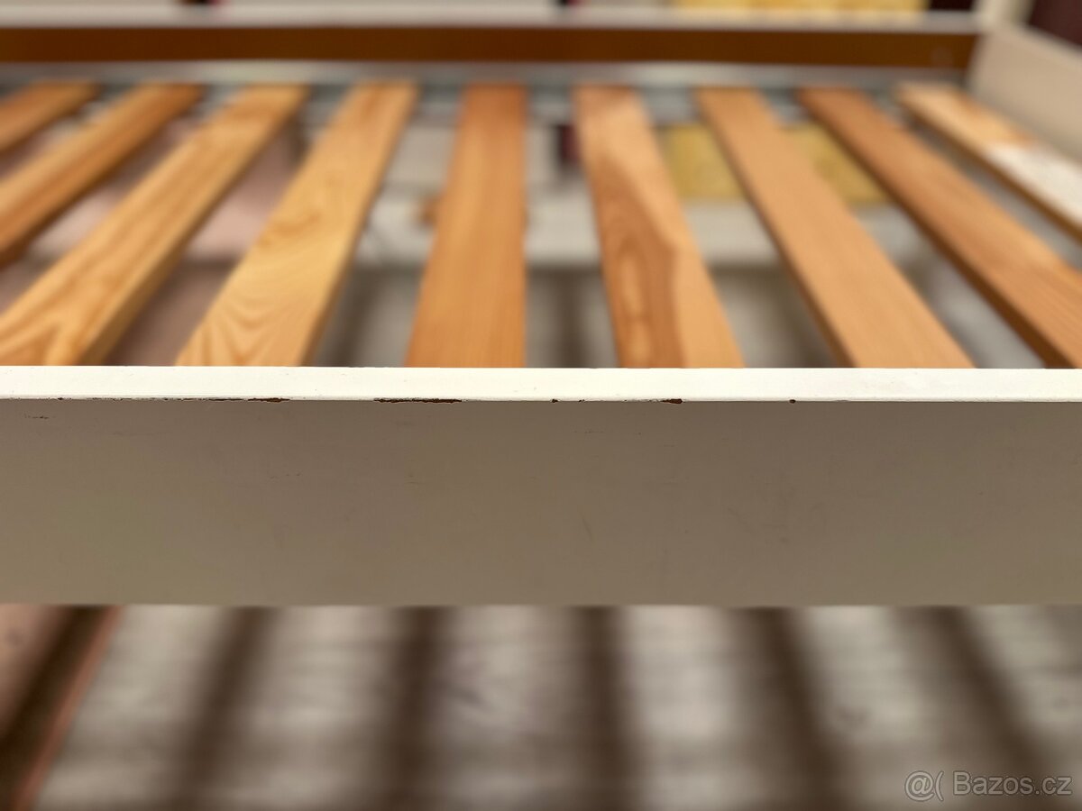 Dětská postýlka Ikea pro holčičku