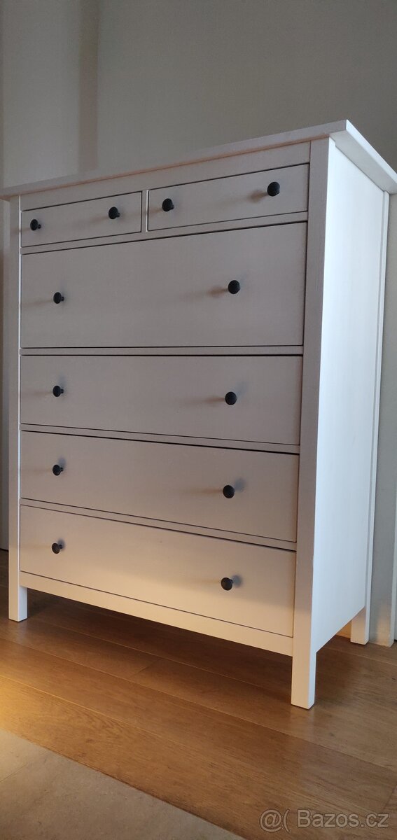 Komoda Ikea hemnes
