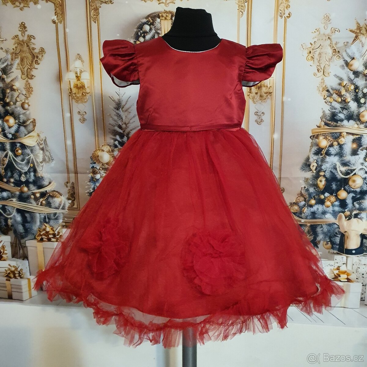 Dívčí společenské šaty v červené/vínové barvě