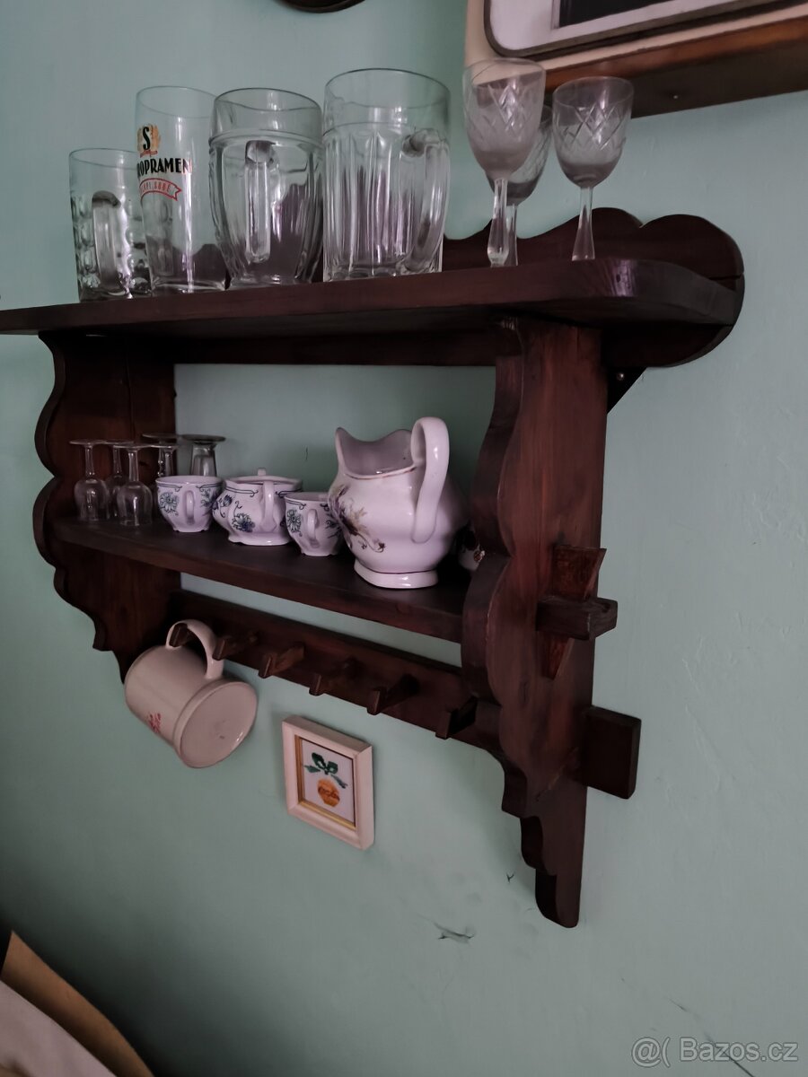 Polička do kuchyně