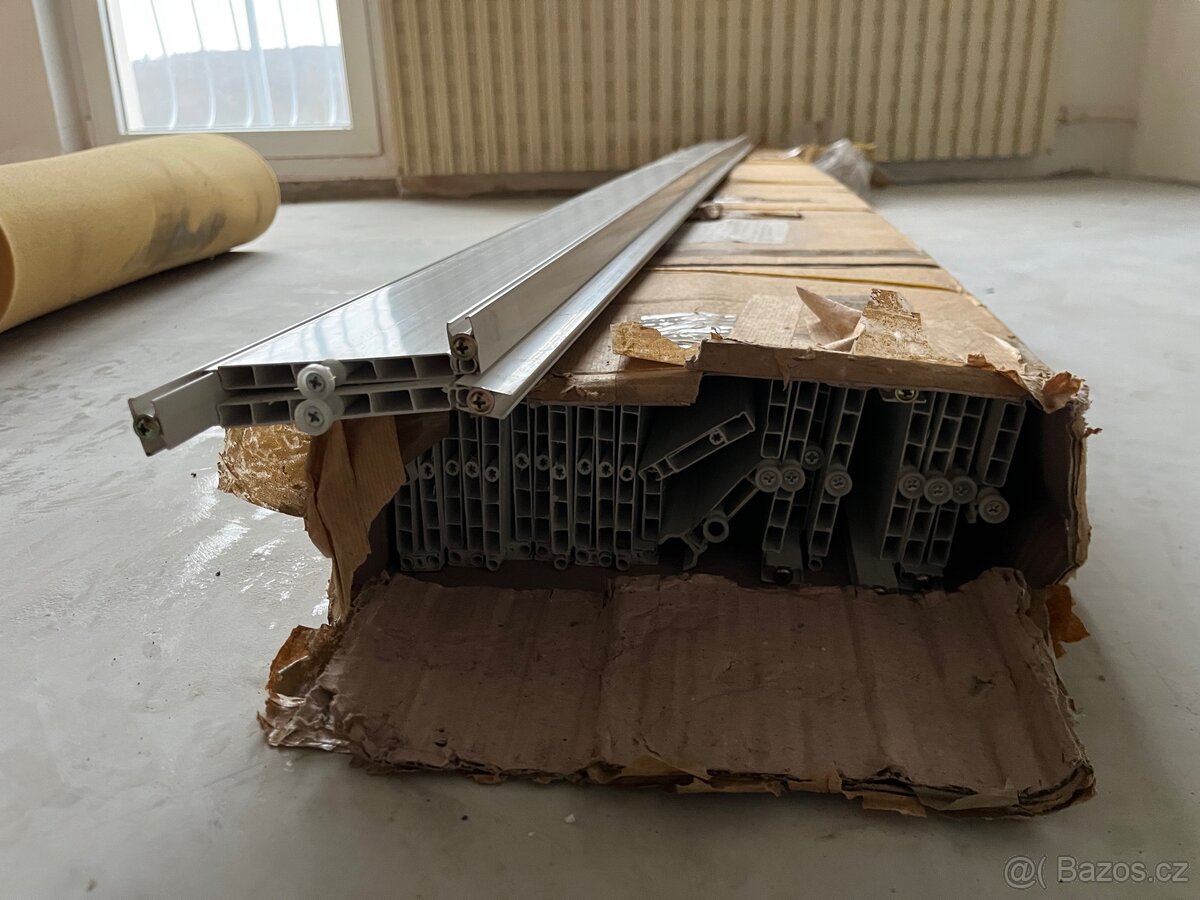 Shrnovací dveře/ zástěna, bílá 220x250cm