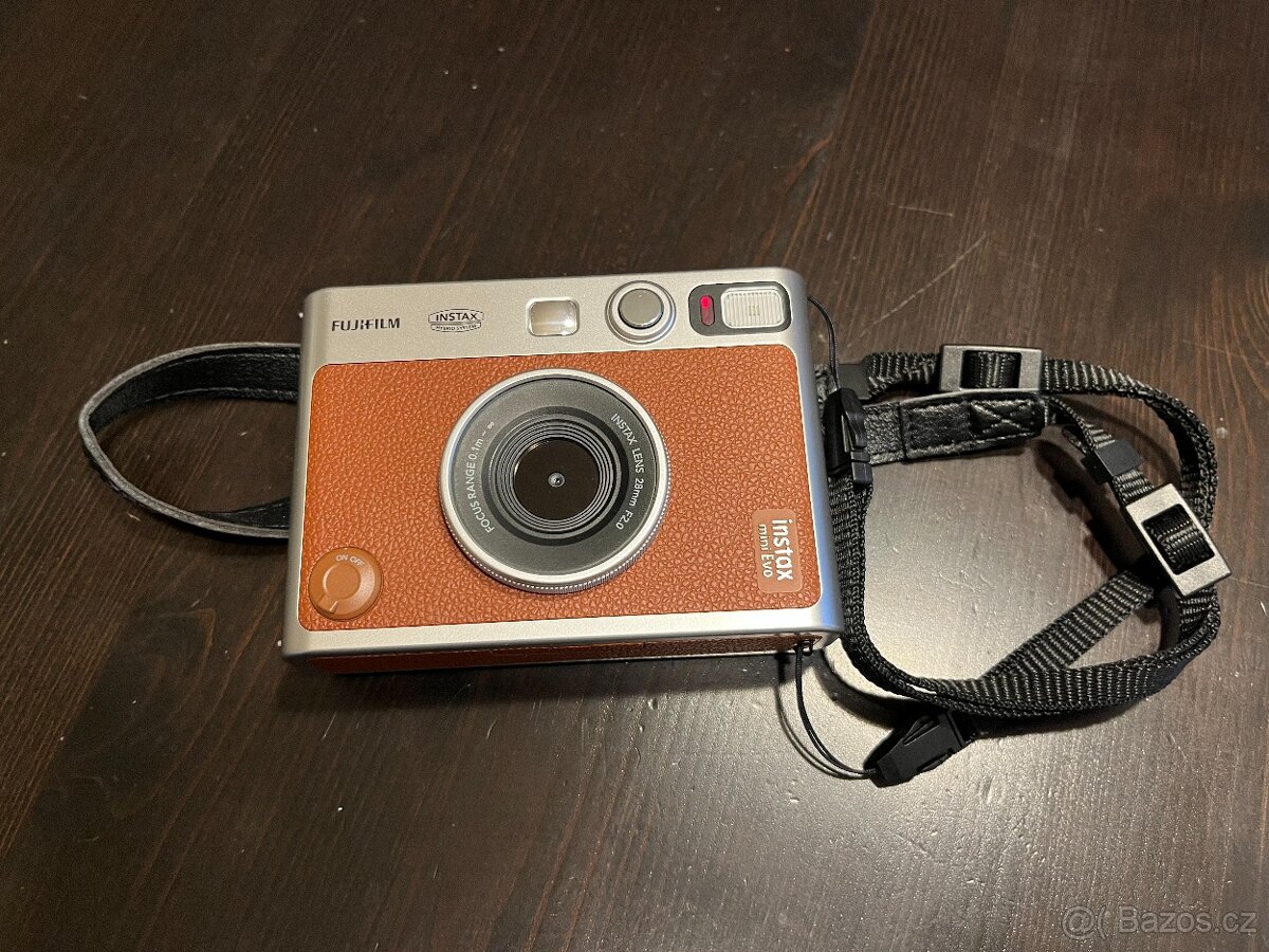 Fujifilm Instax Mini EVO Brown