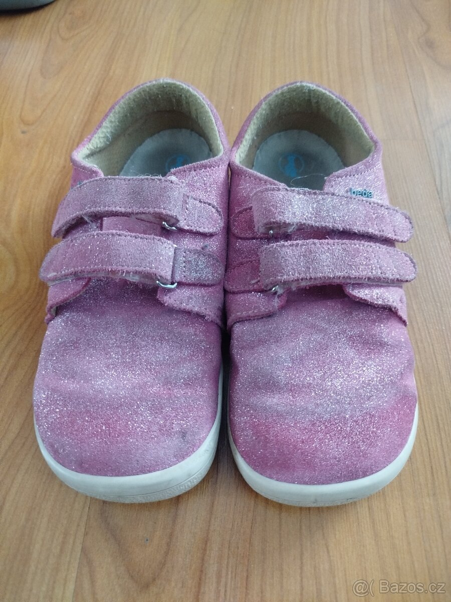 nízké třpytivé Beda 34