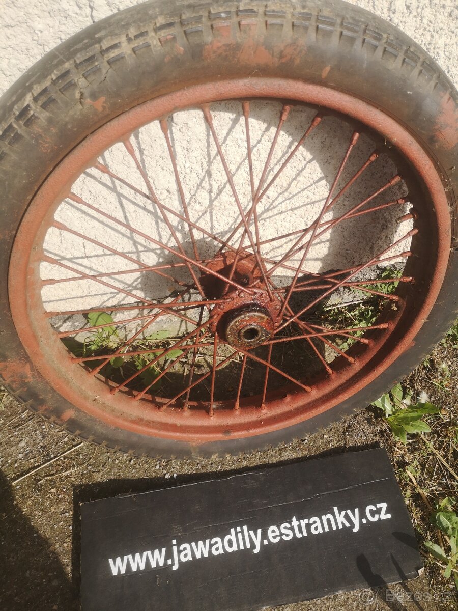 Jawa pérák kolo zadní