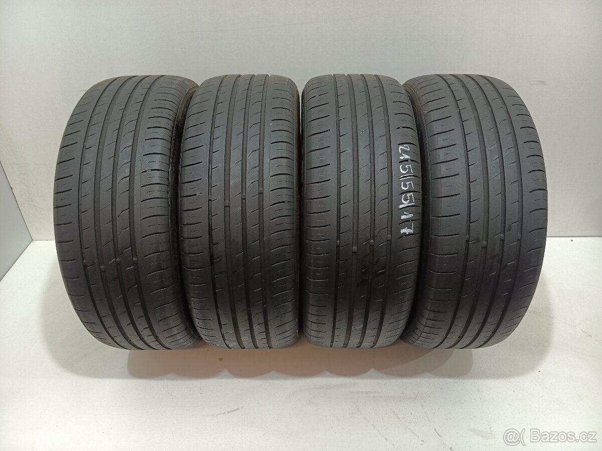 Letní pneu 215/55/17 Nexen