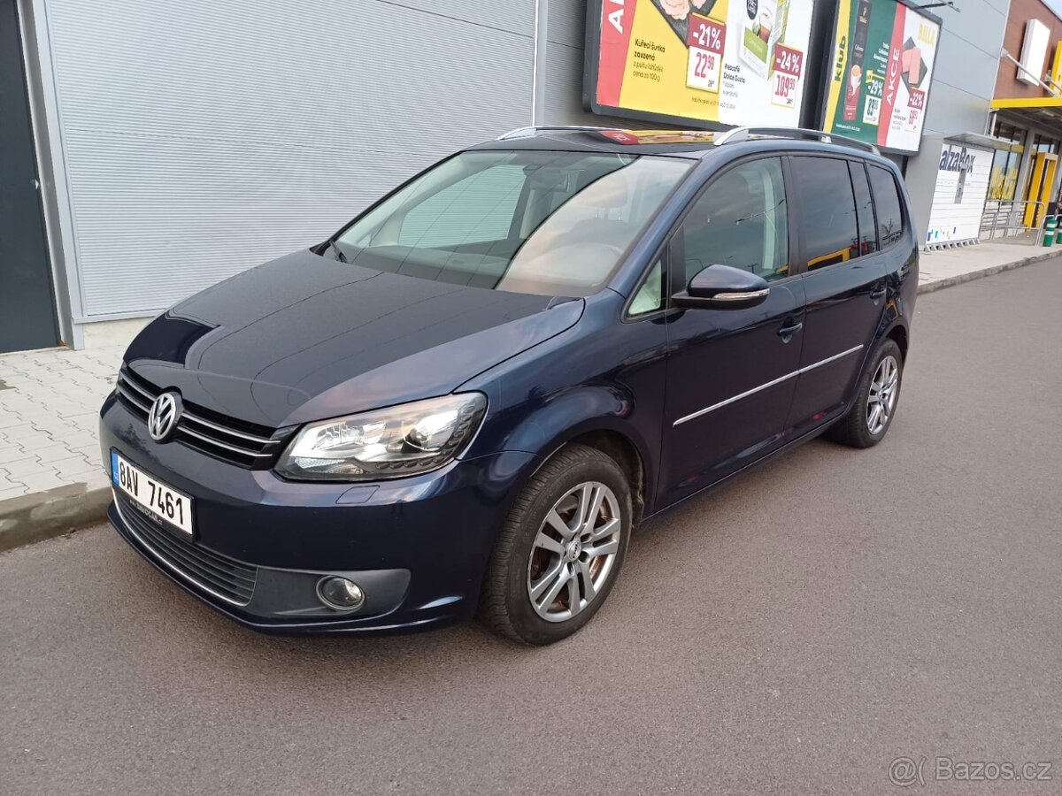VW Touran HIGHLINE 2.0 TDI 130 kW DSG, 2015, Modrá Metalíza