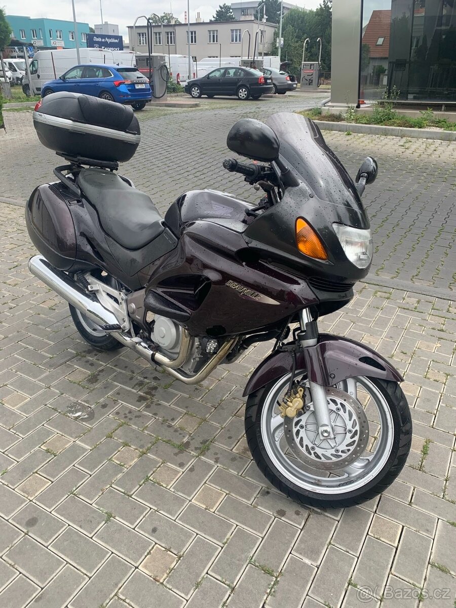 Prodam Honda Deauville NT650V