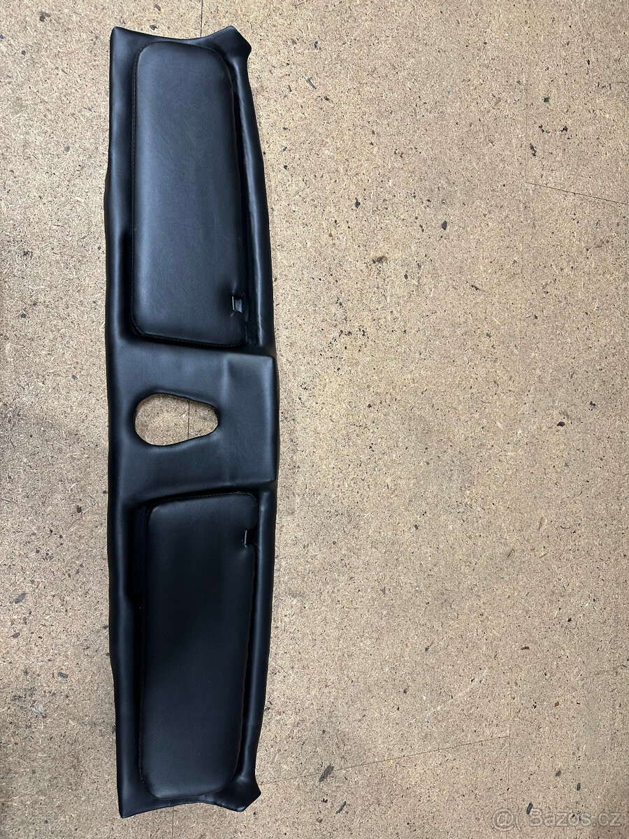 Nebesa s clonitky nove posita BMW 5 E28 komplet
