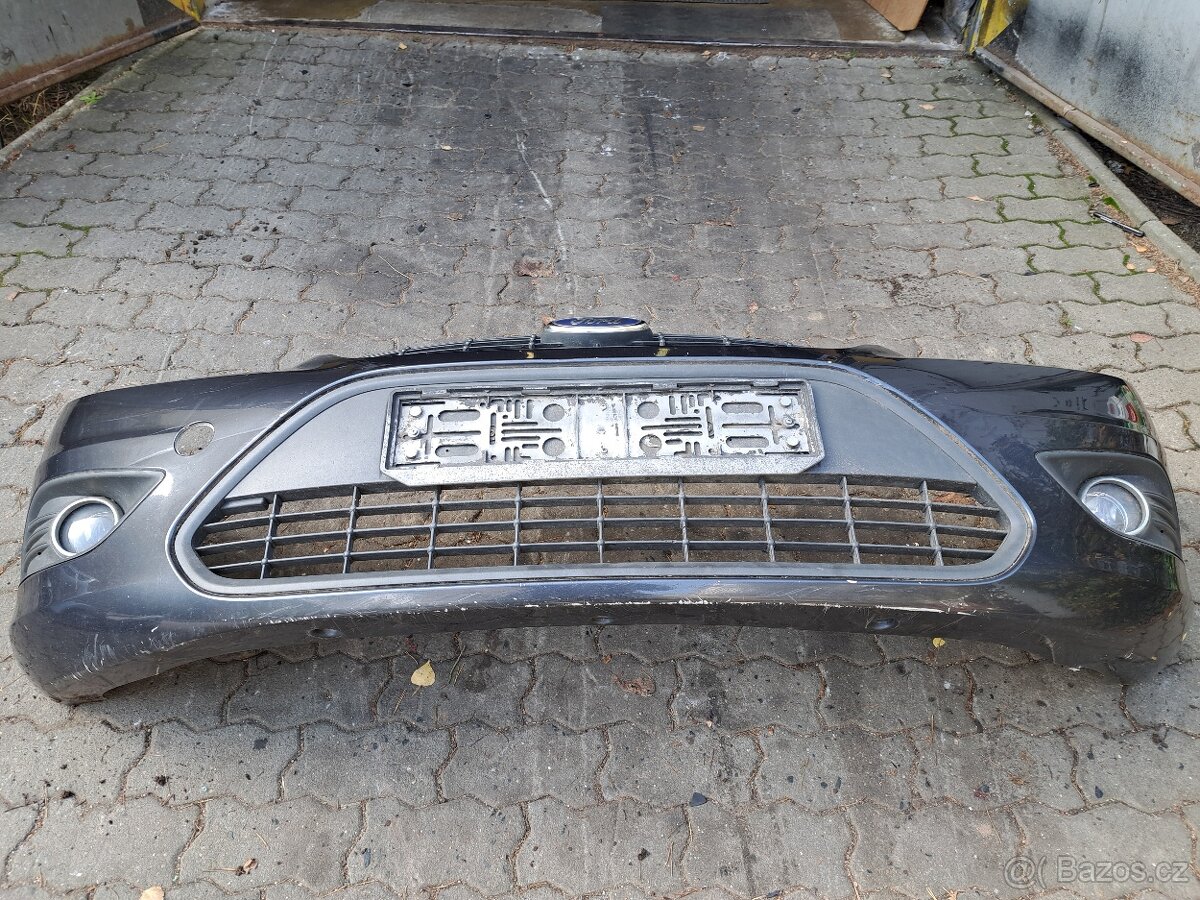 Ford Focus MK2 facelift přední nárazník s maskou