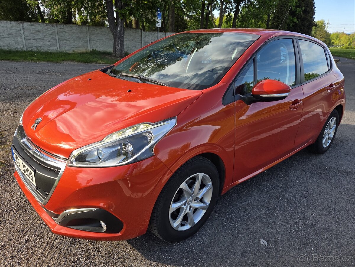 Peugeot 208 5dv. ACTIVE 1.2 60kW, ČR, 75tkm