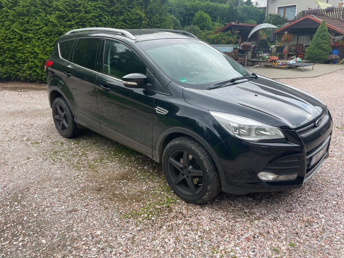 Prodám Ford Kuga 4x4 2.0 TDCi 110kw, r.v 2015