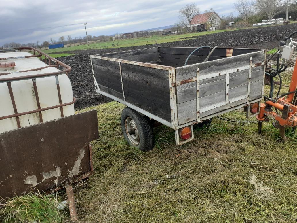 Vlečka za malotraktor nebo traktor