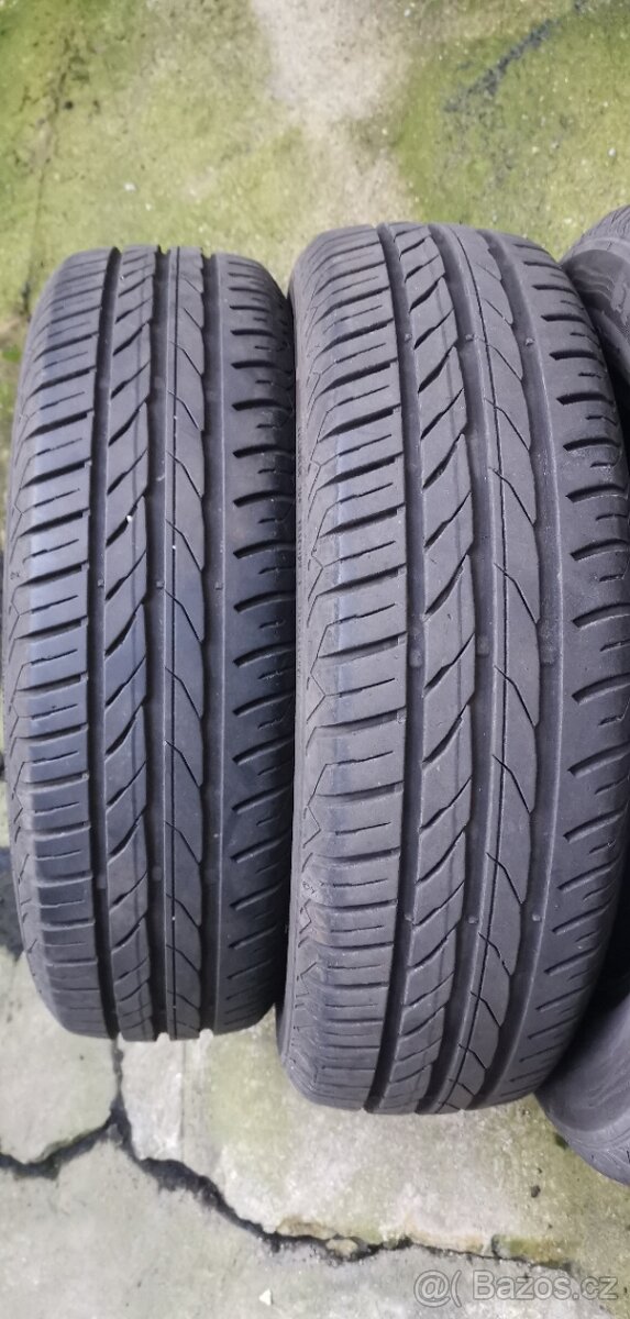 Letní pneu 175 65 R15