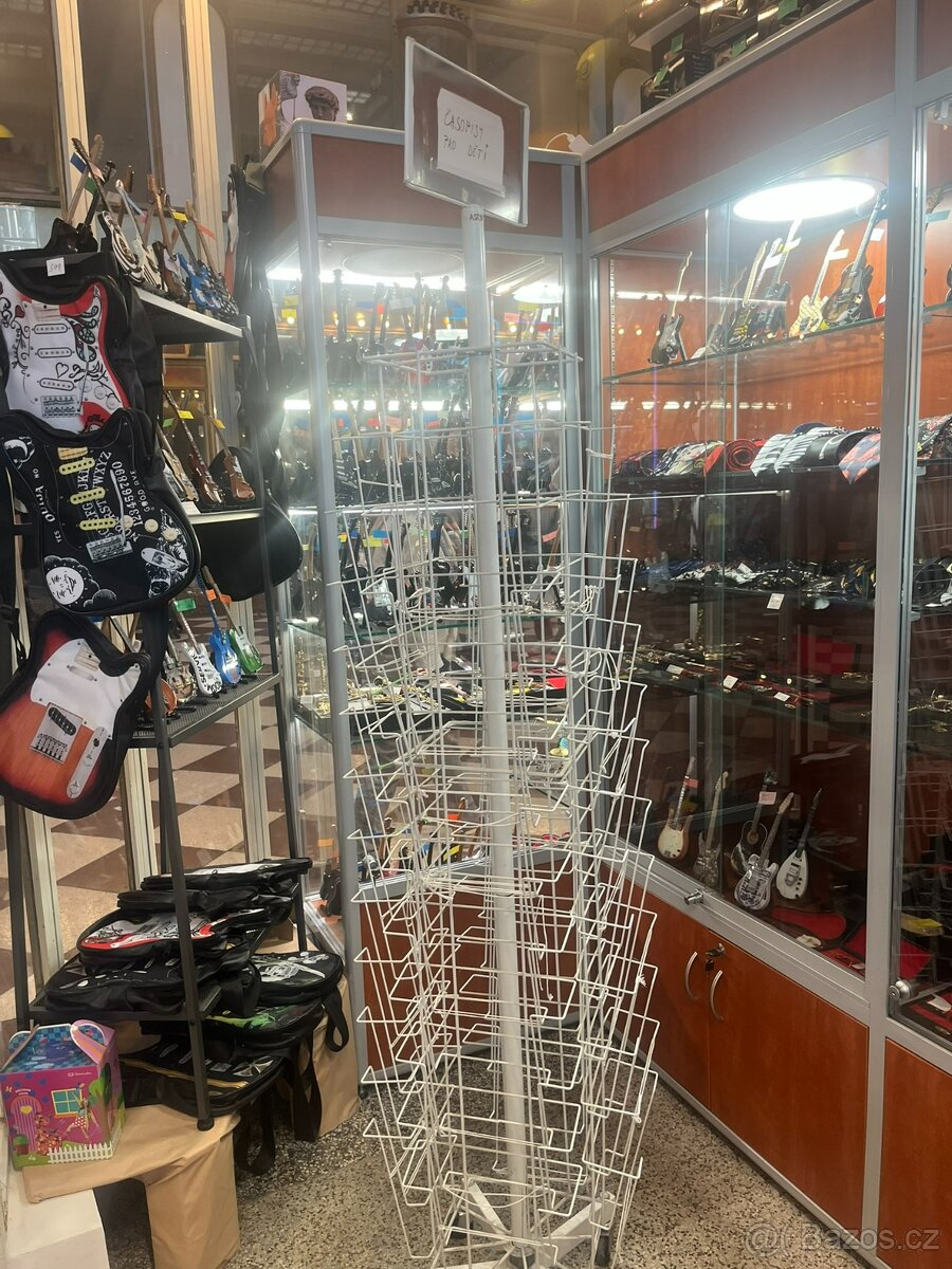 stojan na časopisy