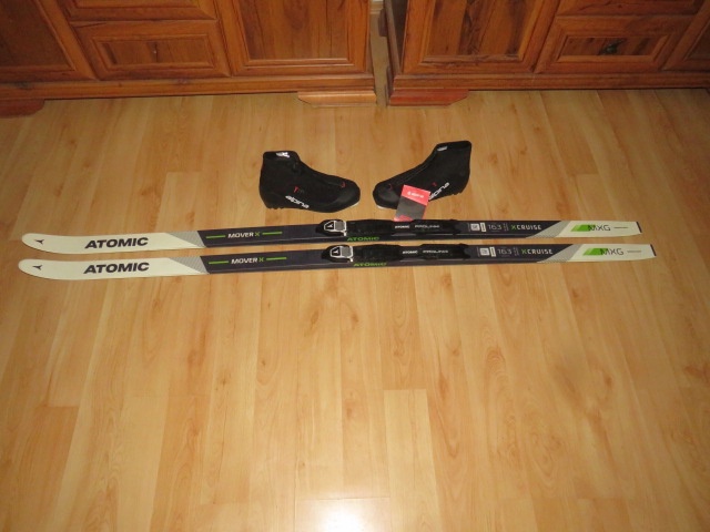 Predam bezkovy set,ATOMIC,163 cm,NNN,c.39,supiny