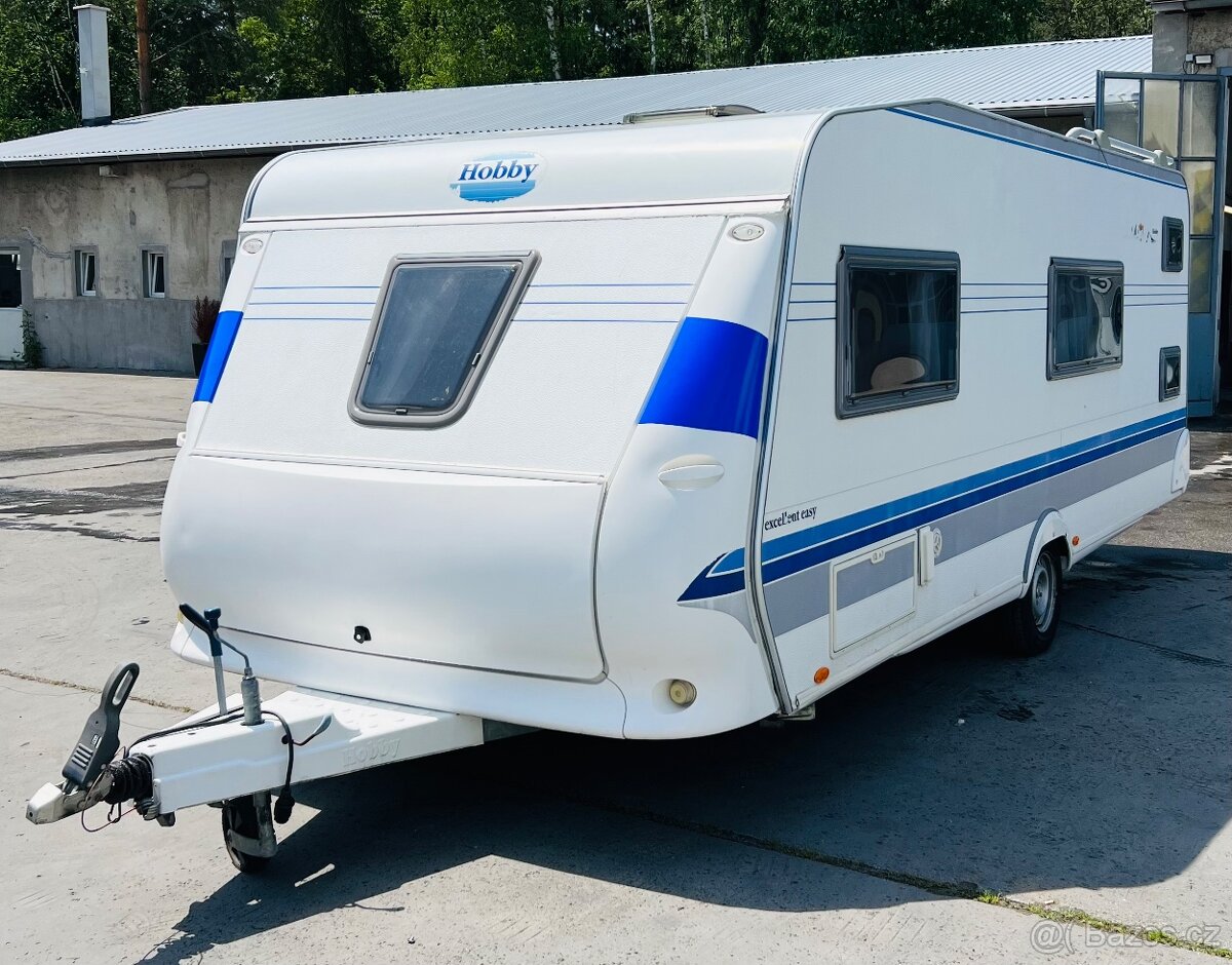 OBYTNÝ PŘÍVES HOBBY 560