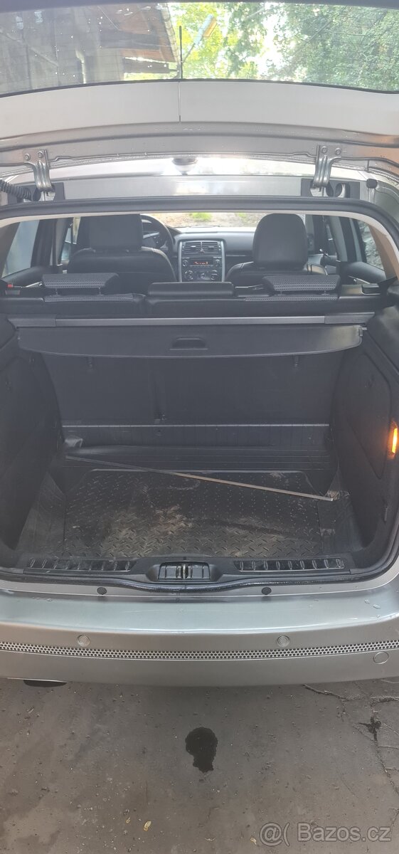 Mercedes-Benz B200 2005