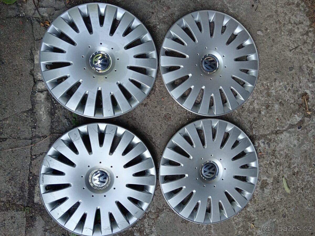 Poklice Volkswagen Passat r16