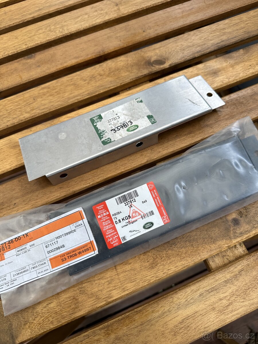 Defender 110 & 130 Inner sill panel (levá a pravá)