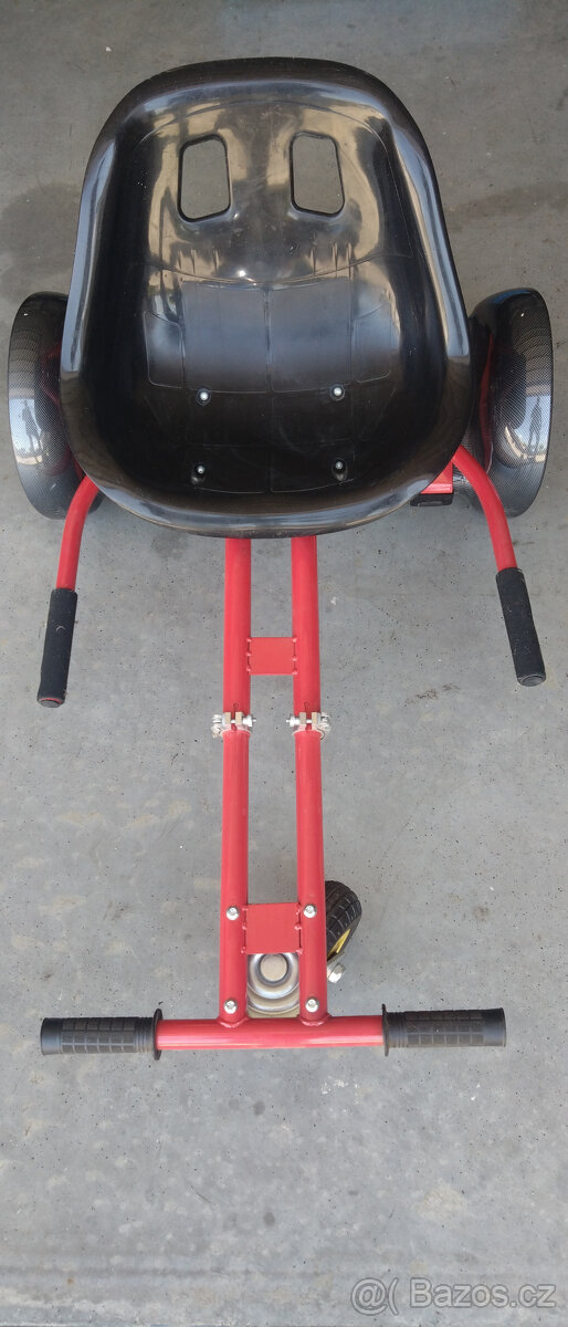 Hoverboard se sedačkou
