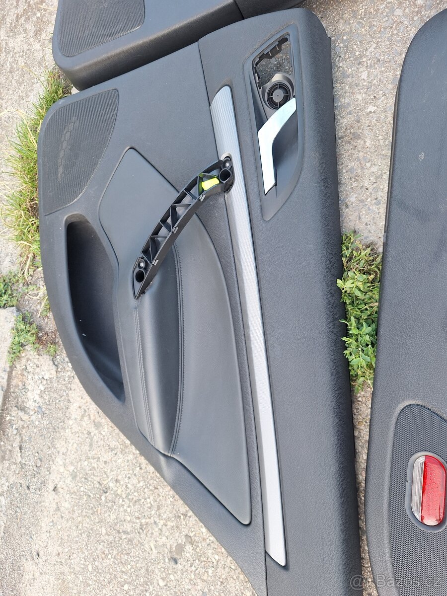 Škoda Octavia 2 Kožené tapce