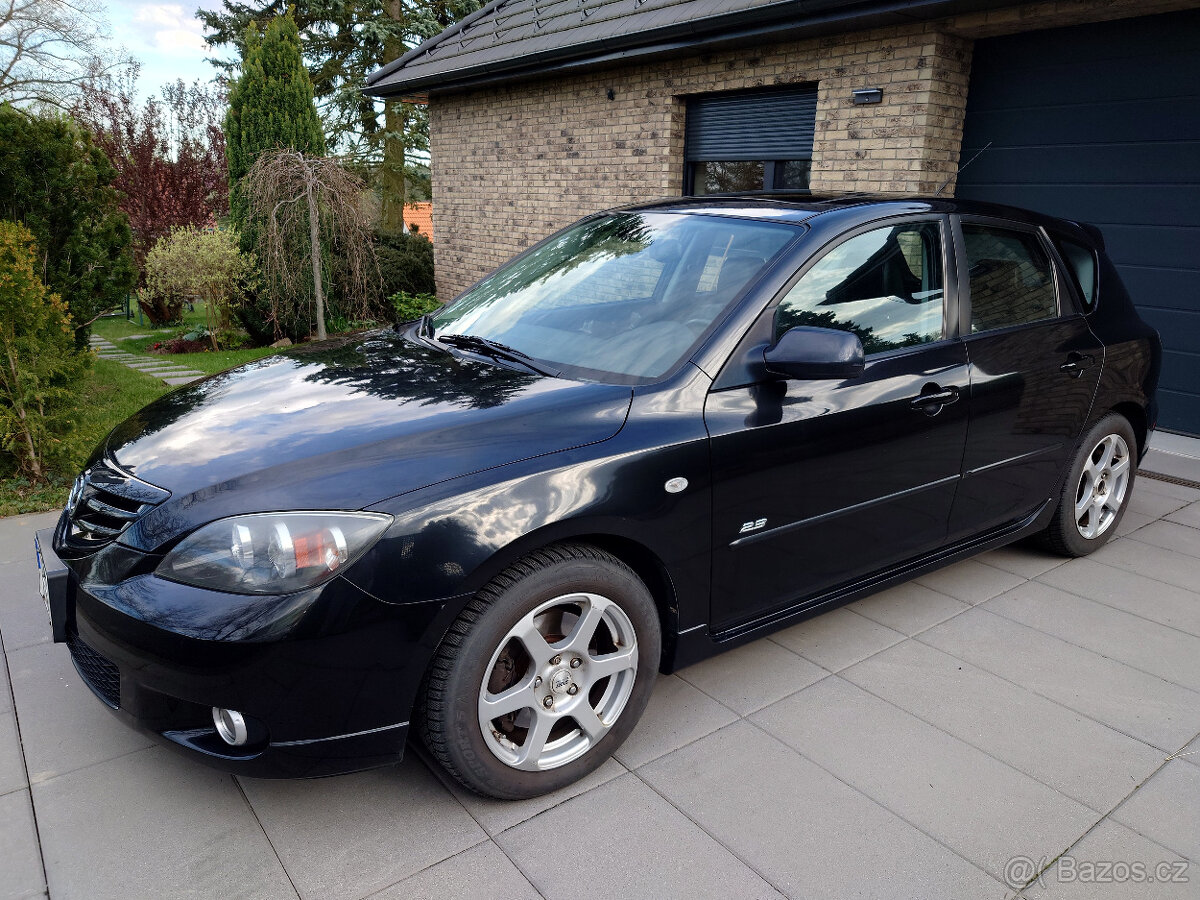 Mazda 3 Hatchback 2006 Perfektní Kombinace Stylu a Komfortu